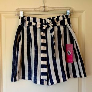 Rayon/Linen high-waisted striped shorts
